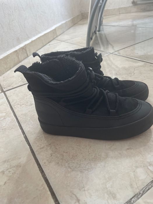 Топли ботуши за момиче