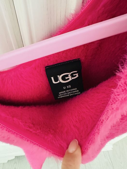 Яке UGG, USA + рокля 100 лв