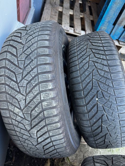 4 Jante cu anvelope iarna yokohama  jaguar f-pace 255/60/18