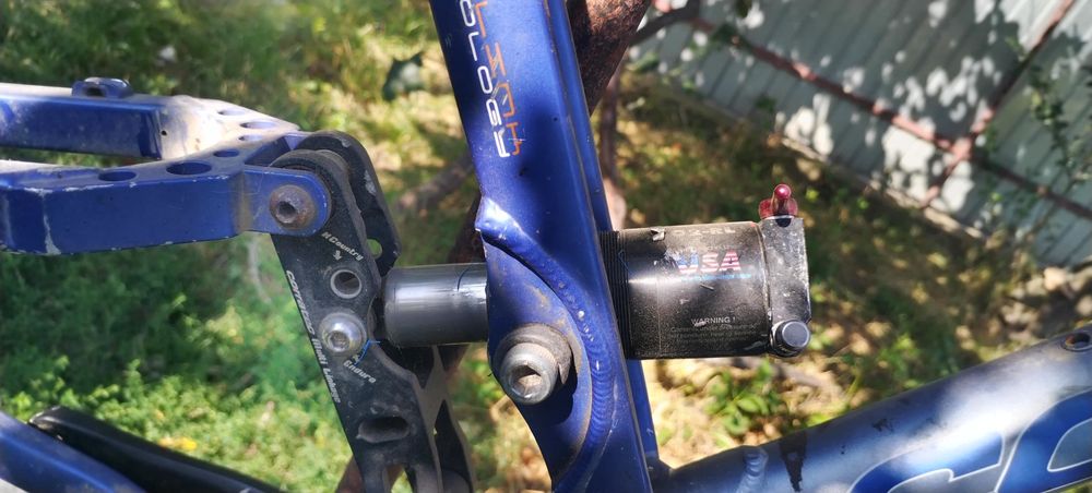 Vând cadru carrotec full suspension