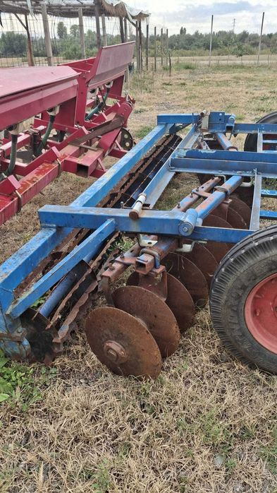 Vand disc si prasitoare cu azot