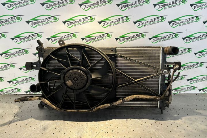 Radiator apa racire motor Opel Zafira A