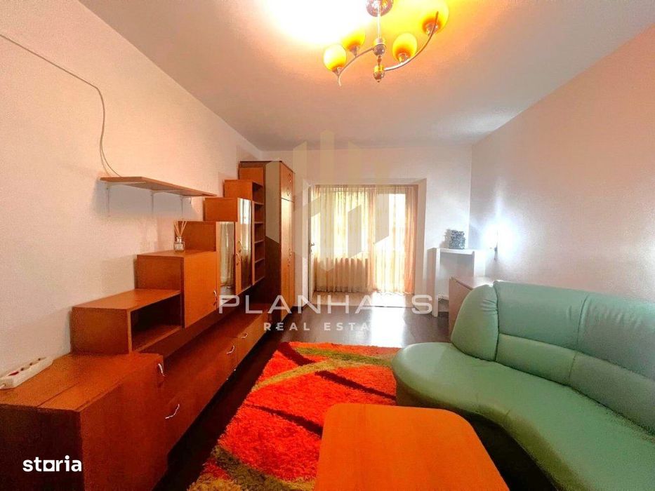 Apartament 3 camere, Dobrogei ,Scoala 3 Dimitrie Cantemir