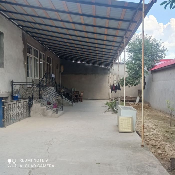 Uchastka hovli sotiladi 4.5sotix. Narxini kelishamiza