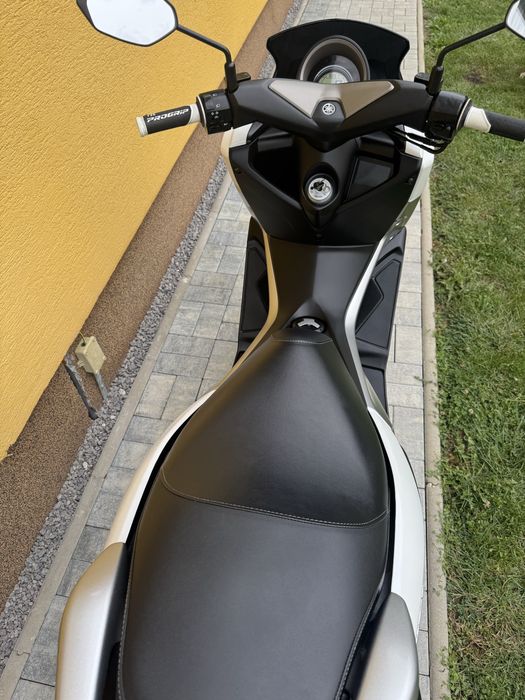 Yamaha N MAX 125