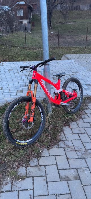 Vand commencal dh v3(custom) urgent‼️