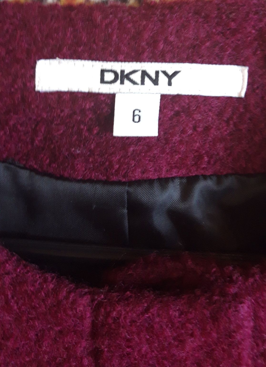 Palton DKNY 44% lână