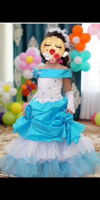Шикарное вечернее платье на 5-8лет
