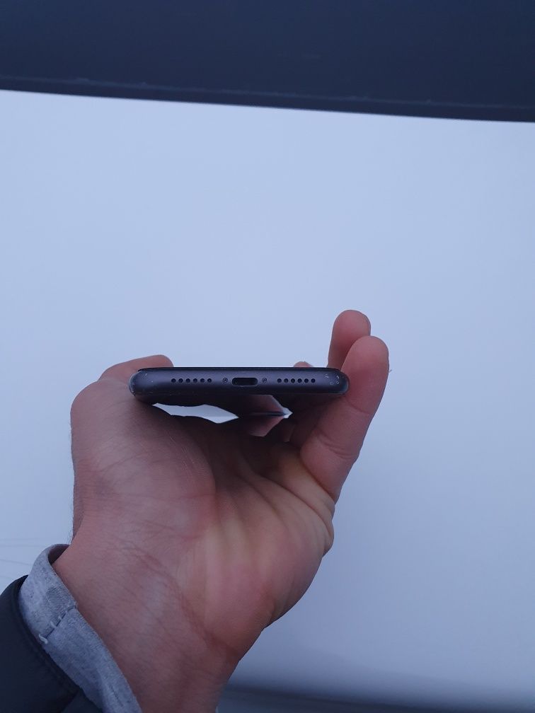 Iphone 11 xotira64