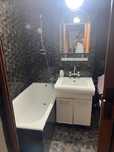 Inchiriez apartament decomandat