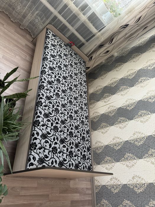 Кровать, семейная кровать