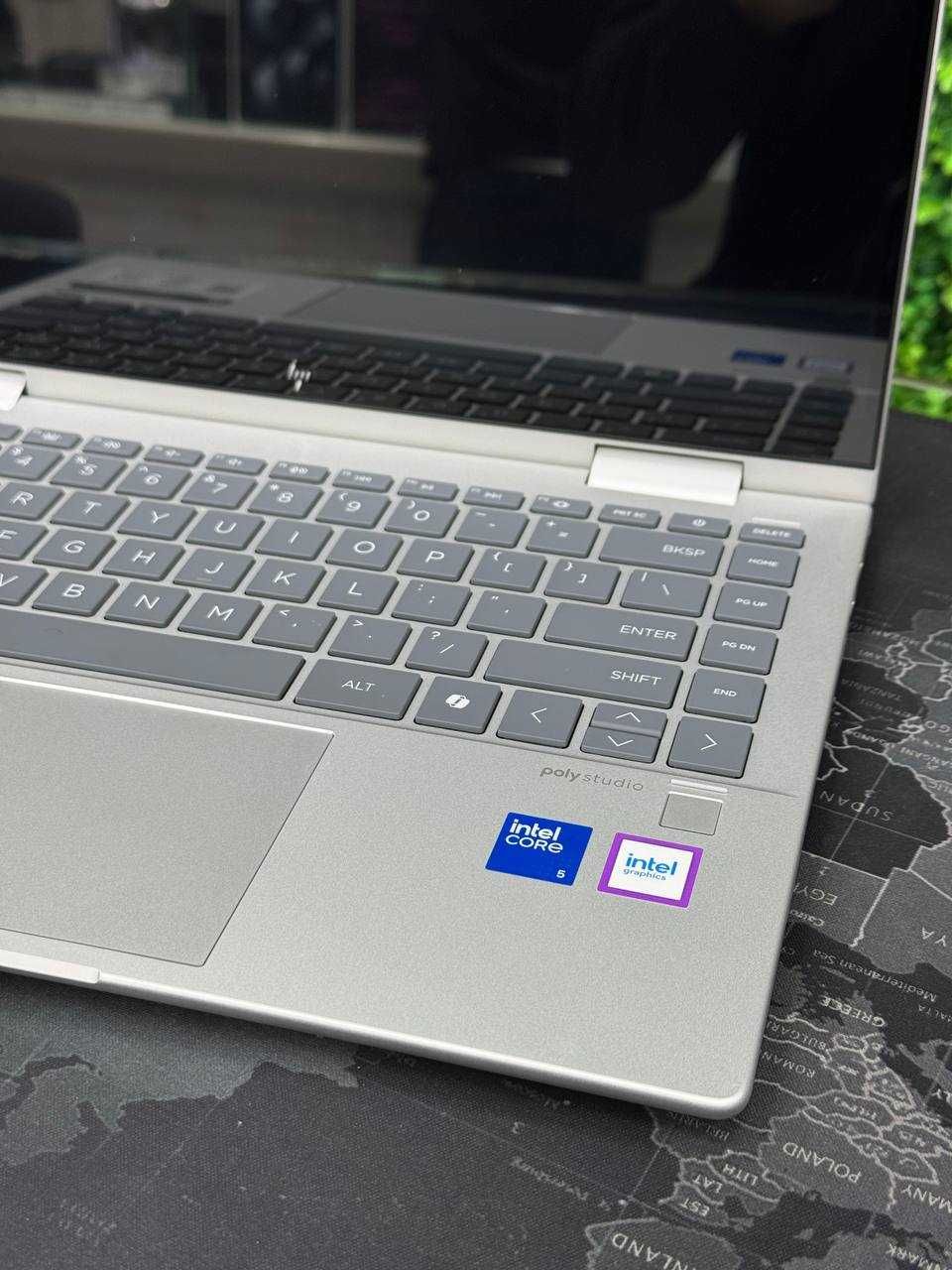 Hp Envy x360 2in1 14-es1013dx Intel Core5-120U/8GB DDR4/512GB SSD/14"