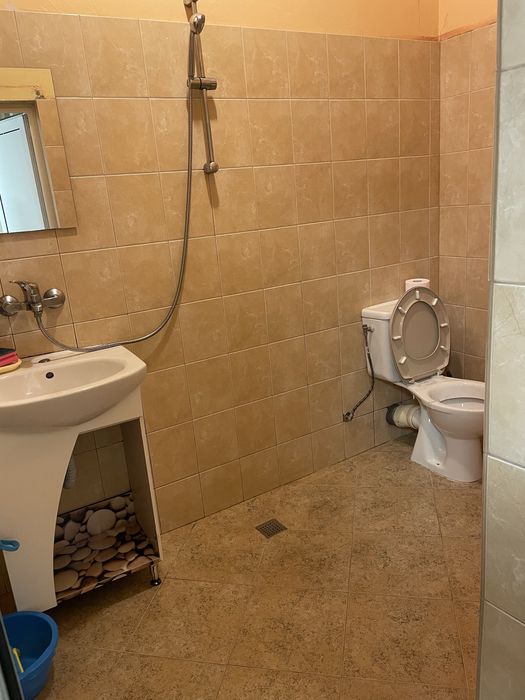 Самостоятелна стая/студио под наем за работници-Казичене/София