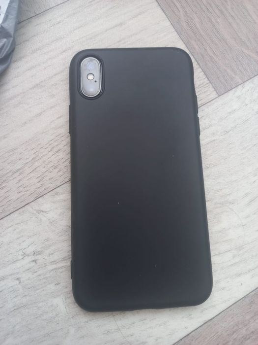 iPhone 10  не включается