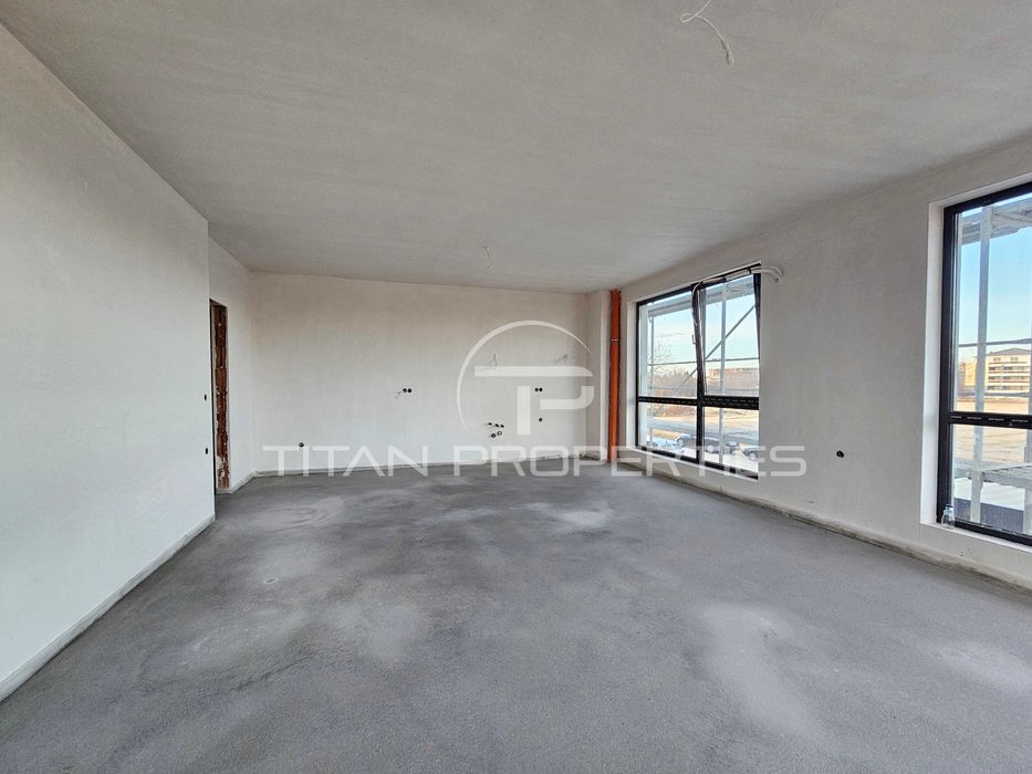 Продава се Тристаен апартамент в Пловдив, Остромила - 122 кв.м за 1255 €/кв.м - Снимка #4