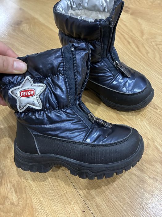 Продам сапожки детские