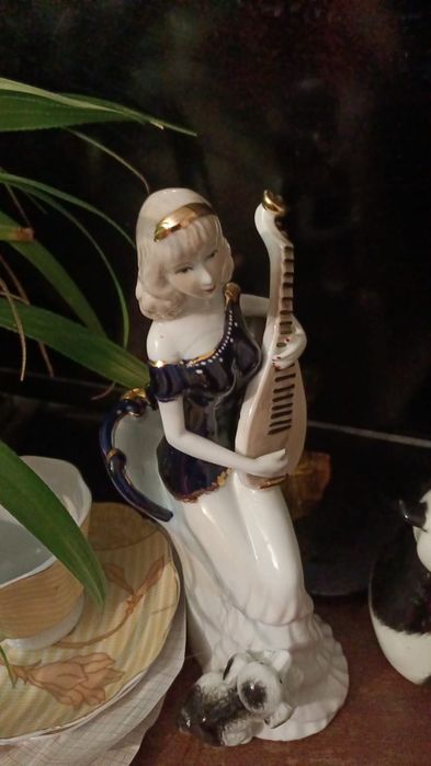 Статуэтка большая фарфор 27см кобальт