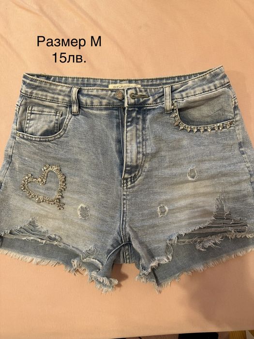 Къси дънкови гащи Bershka