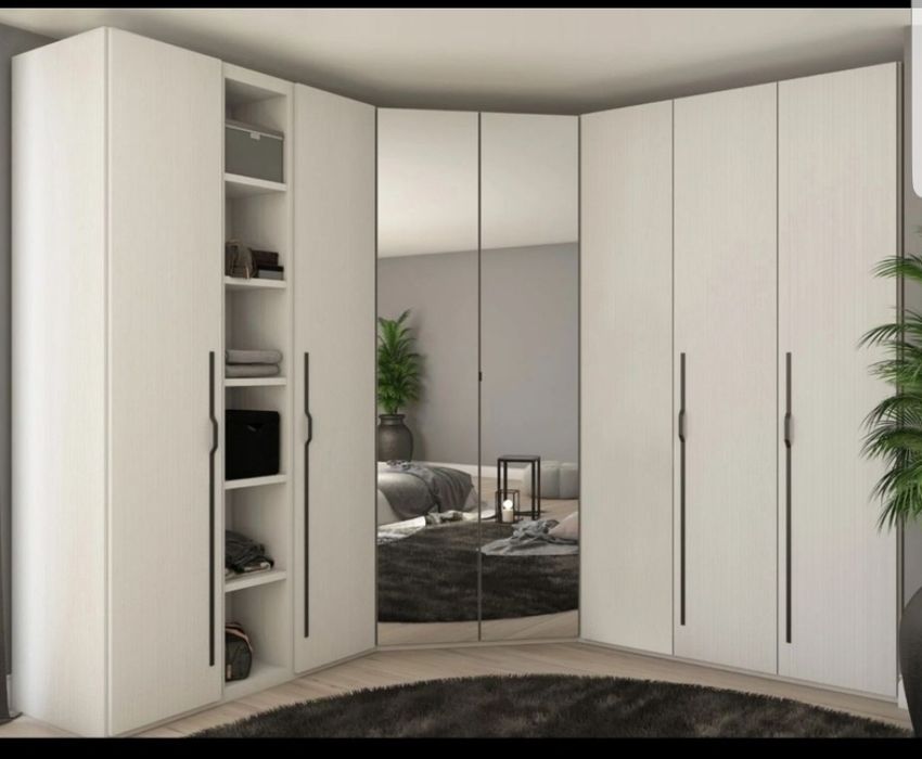 Mobila la comanda / bucatarie / dressing / hol etc