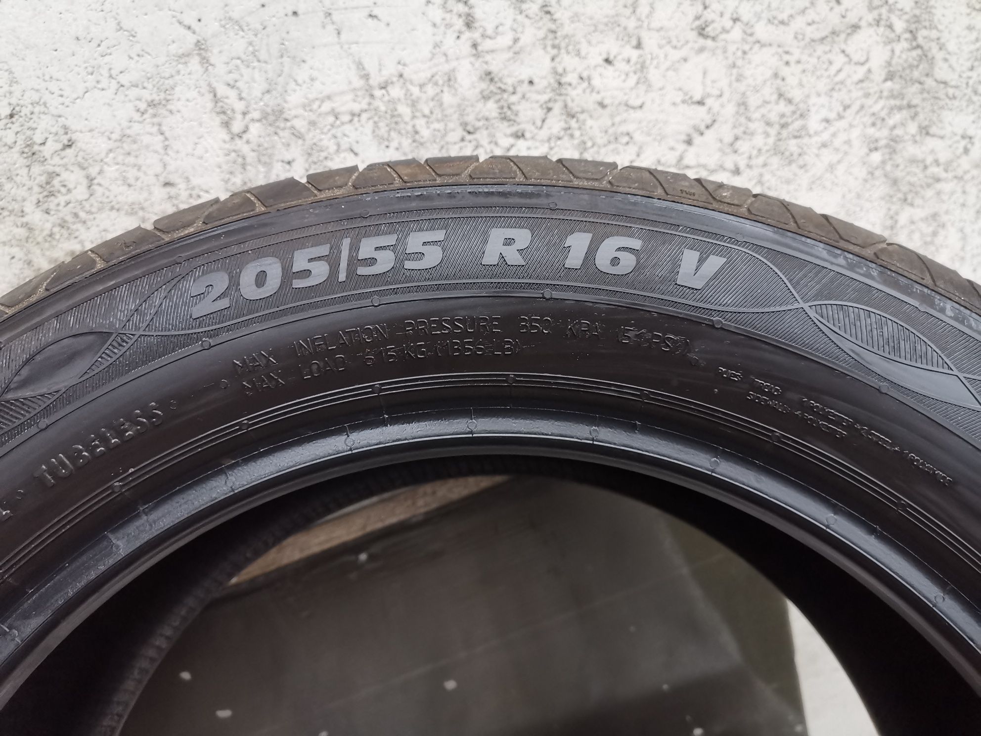 205/55/16 2*Point vara 91v dot 0522.  8,14mm,