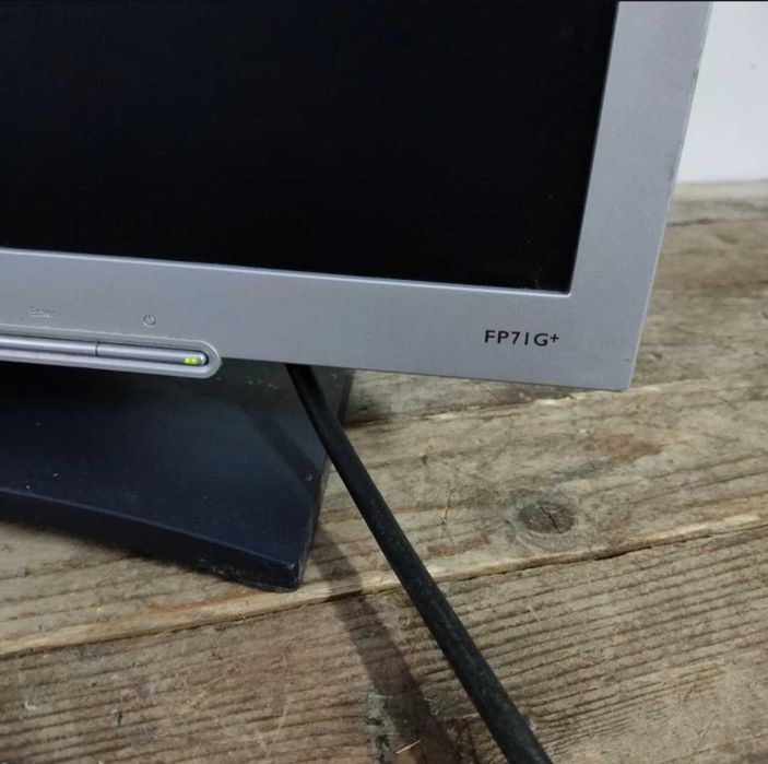 Monitor Benq FP71G+ 17" 4:3 1280x1024
