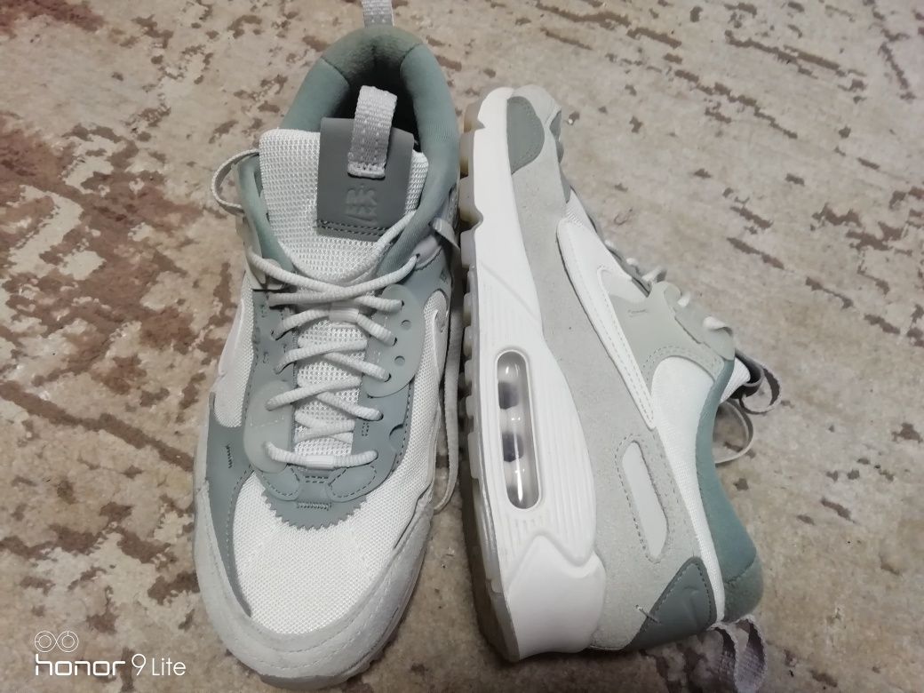 Nike air max 90 FUTURA  маратонки 40 номер нови