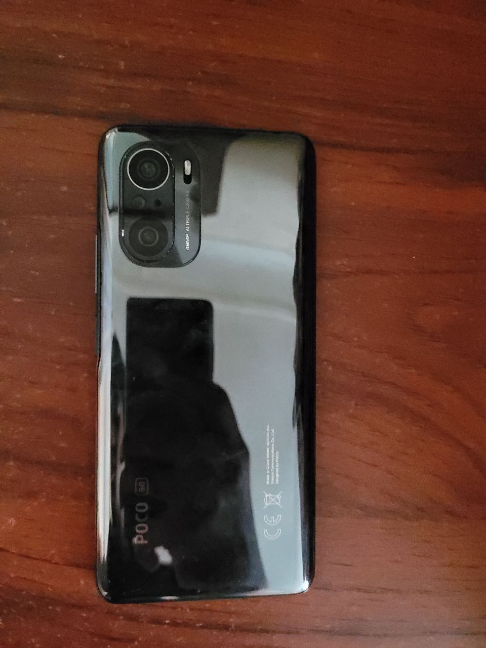 Poco F3     8/128