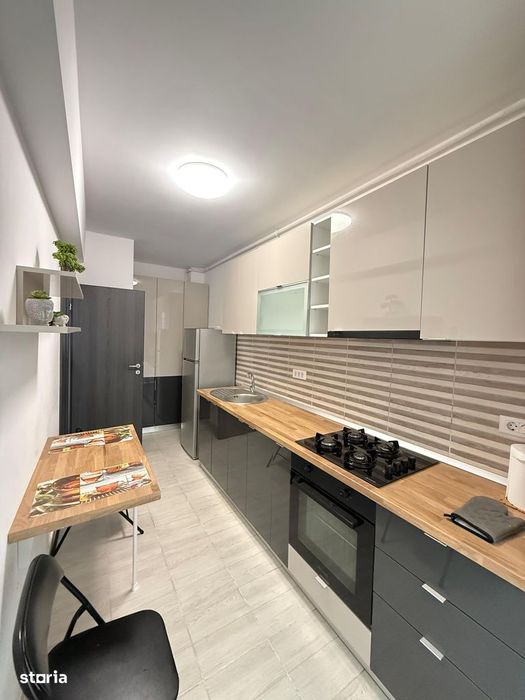 Garsoniera decomandata - Mutare Imediata - Loc de parcare - Militari