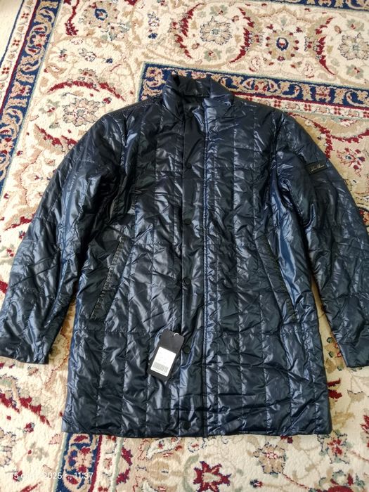 Продается мужская куртка