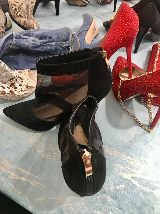 Pantofi de Dama Urgent