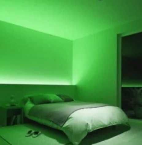 Vând bandă led 5m,10m,20m! 
5m-30 de lei, 10m-80 de lei, 20m150 de lei