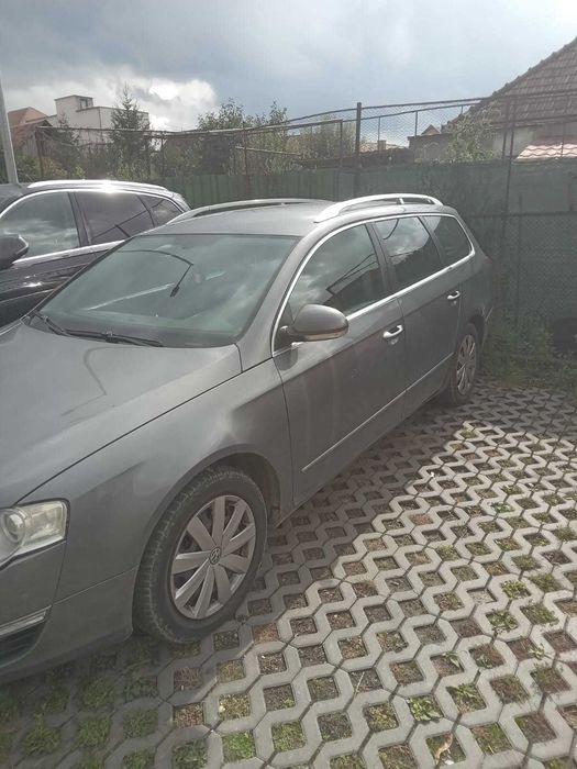 Vând Wolkswagen-Passat B6