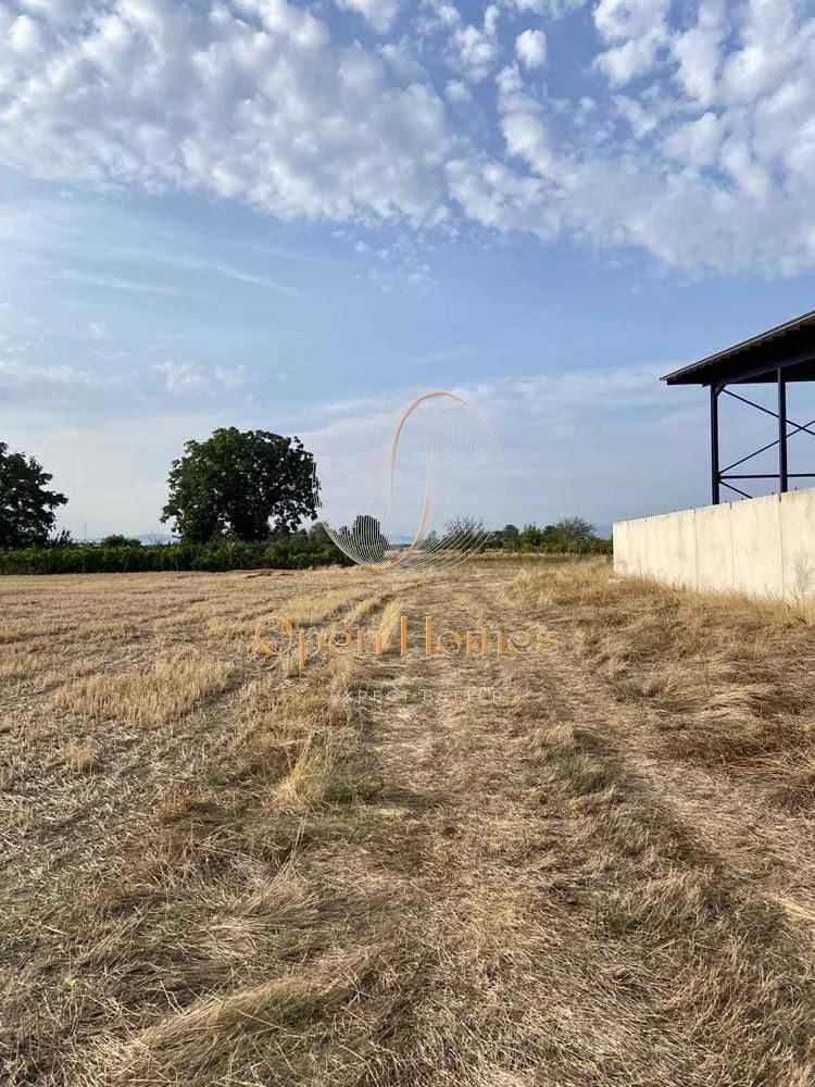 Продава се Земеделски имот в София, Център -  кв.м за 16000 €/дка - Снимка #2
