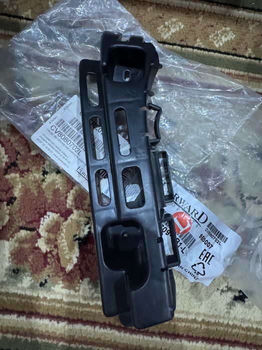 шевролет круз крепление бампера зад лев