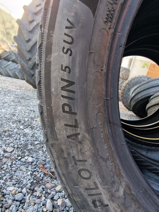 Anvelope 235/55R19 marca Michelin, M+S, DOT 2020, 6.5 mm