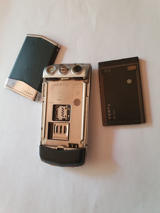 Vertu Constellation Ayxta (pentru piese)