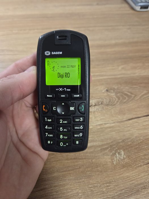 Sagem My-X1 Trio - telefon de colectie