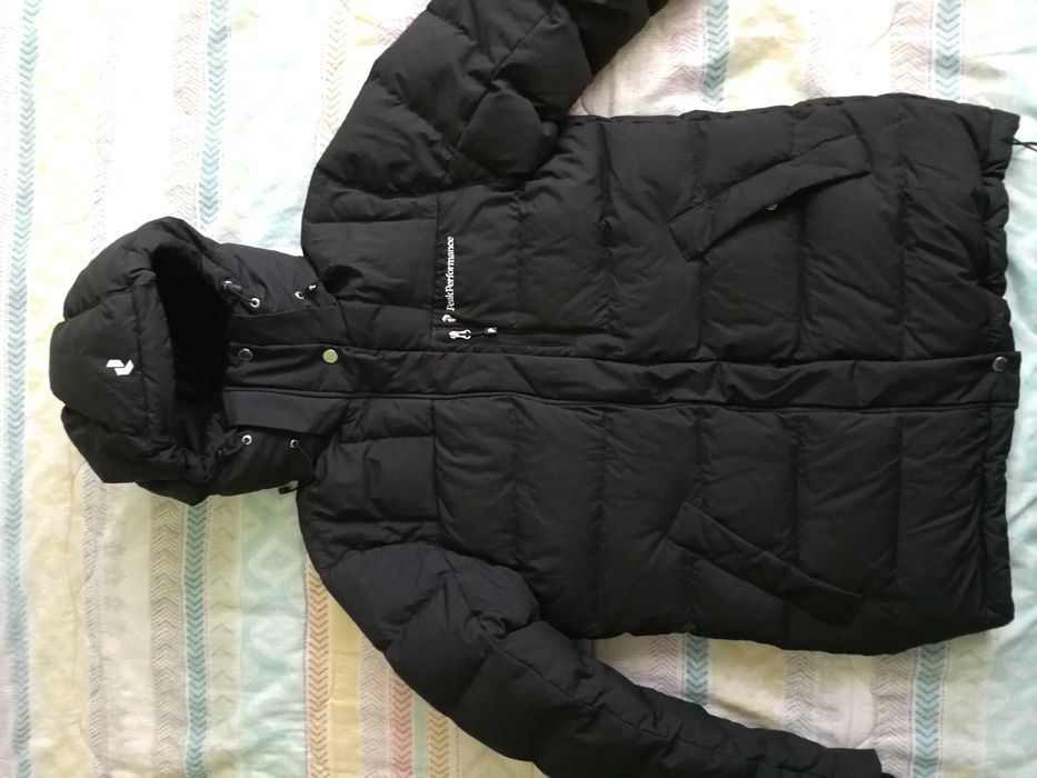 Peak Performance - пухено яке + подарък шапка Eisbar