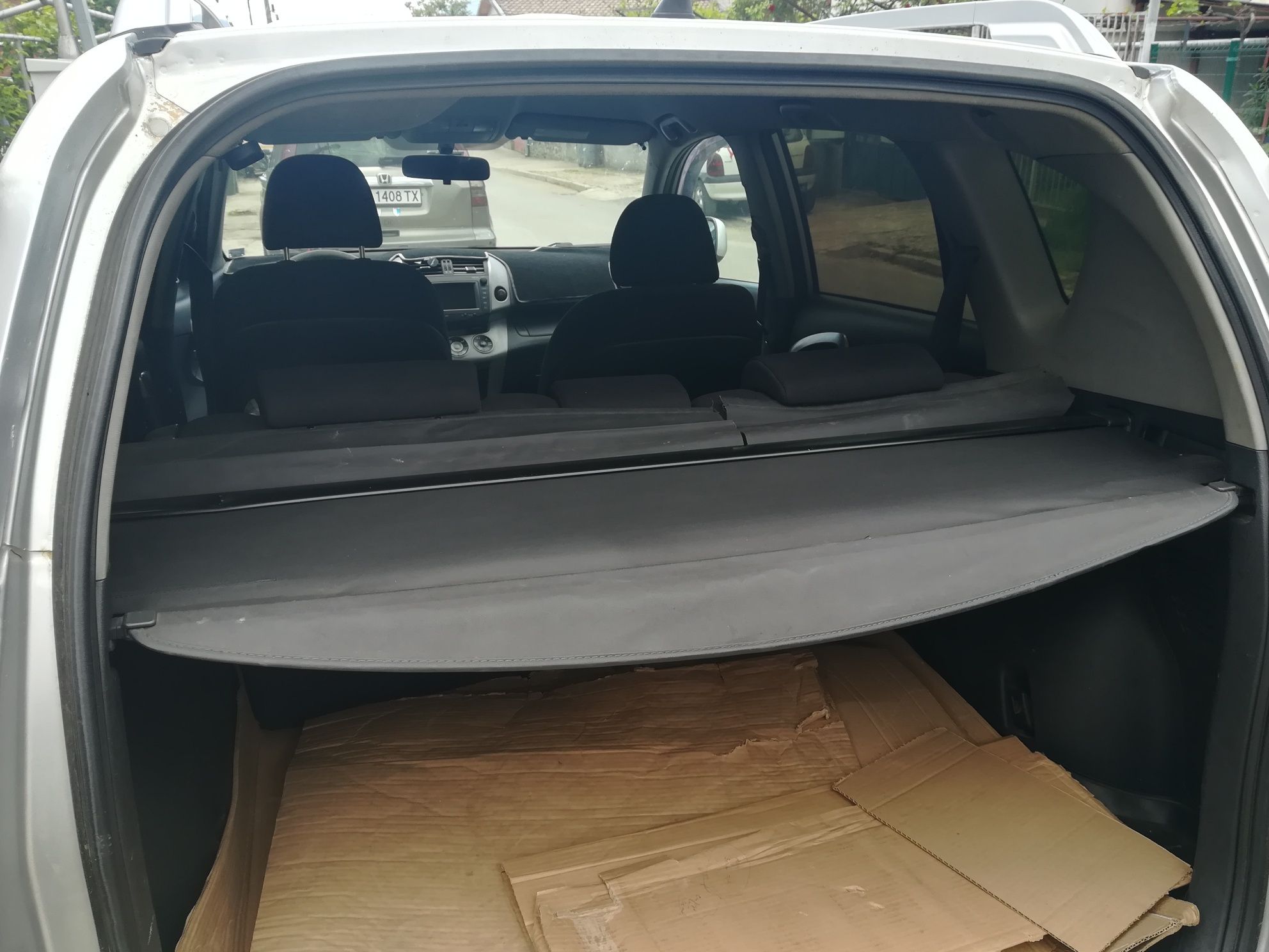 Оригинални Капачка щора за багажник  за Toyota RAV4 от 2006г.до