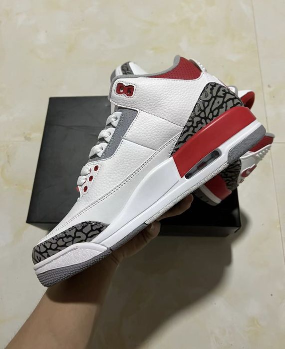 Air Jordan 3 Retro Fire Red (2022)