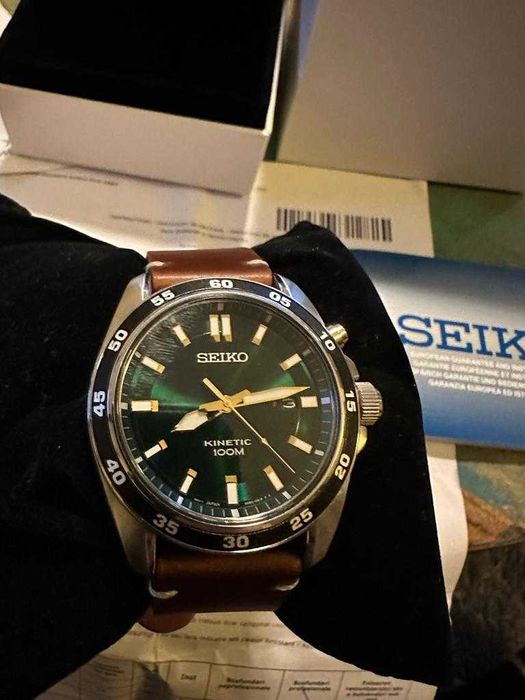Vand ceas Seiko Kinetic SKA791P1 42.5 mm WR 100m