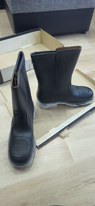 Кожени мото ботуши