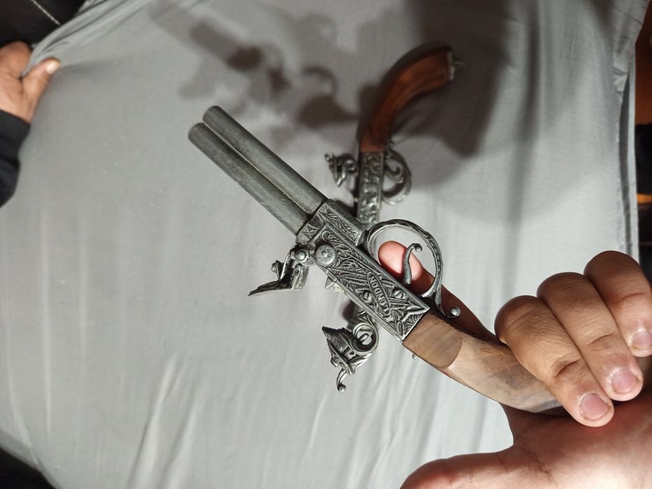 Кремъчни пищови автентични