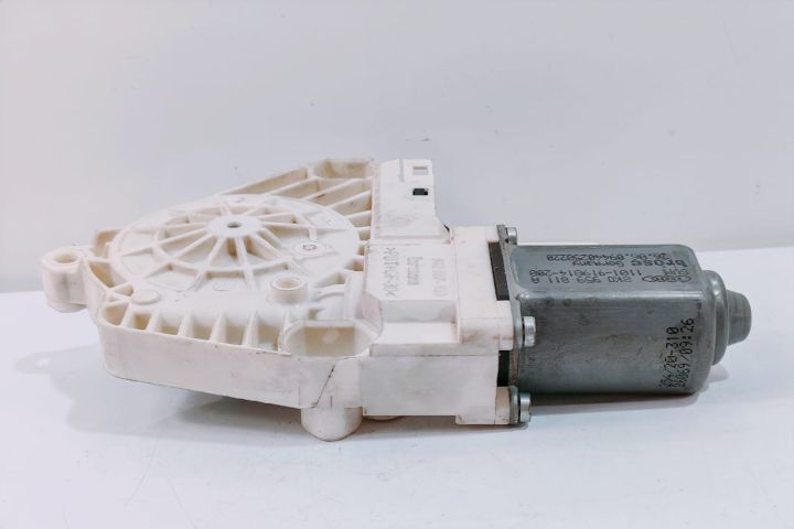 Motoras Macara  Stanga Spate  8K0959811A Audi A4 B8/8K (facelift) ser