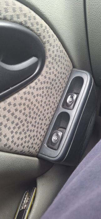 Renault clio symbol 1.4 GPL