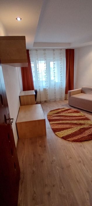 Inchiriez apartament 2 camere