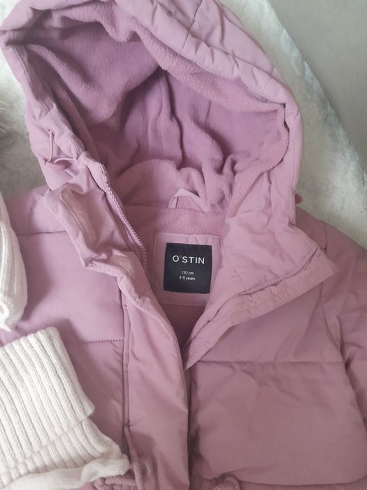 Продам верхнюю одежду на девочку