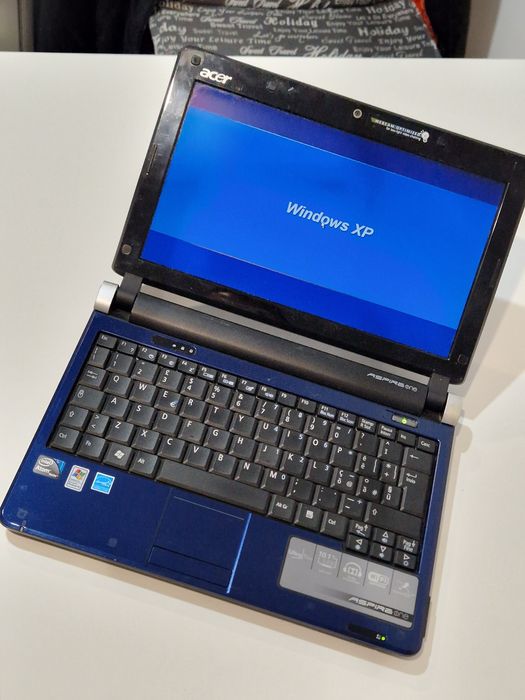 Laptop Acer perfect funcțional