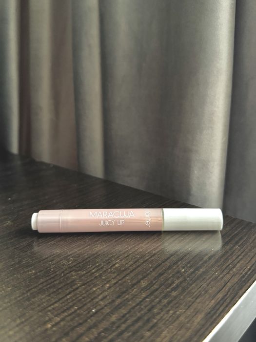 Tarte maracuja juicy lip plump