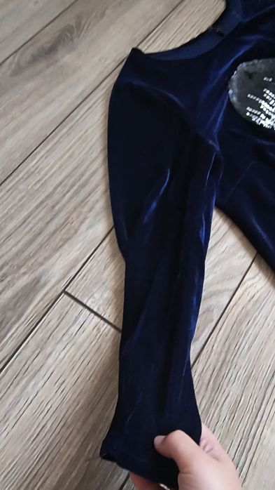 O rochie eleganta, minunată, avantajează orice persoană, in forma de A